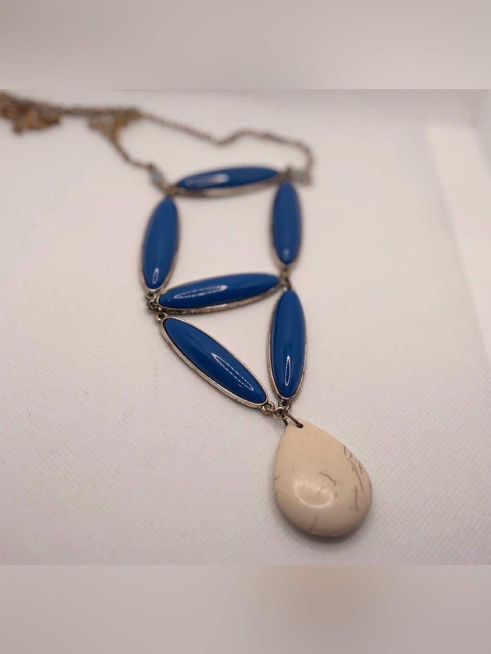 Two necklaces - Picture 11 of 16